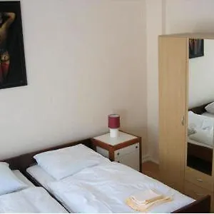 Koelner Konukevi Köln
